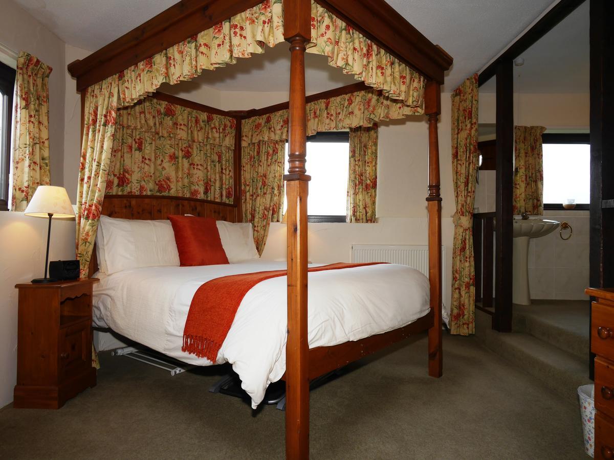 ביוד Kennacott Court Holiday Cottages מראה חיצוני תמונה