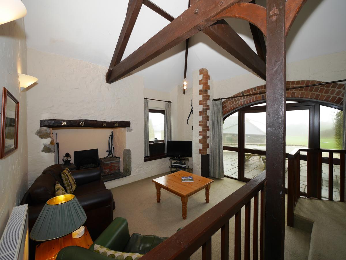 ביוד Kennacott Court Holiday Cottages מראה חיצוני תמונה