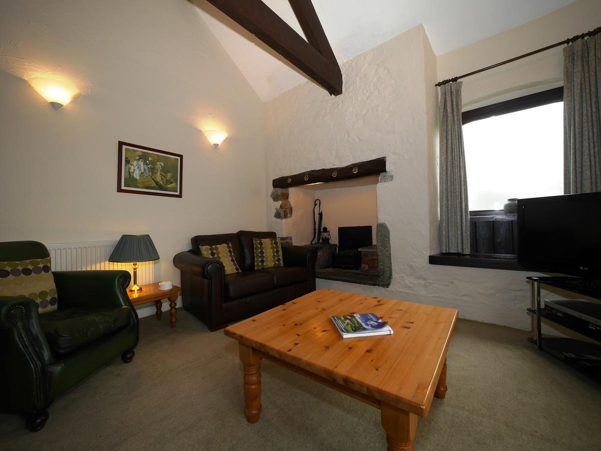 ביוד Kennacott Court Holiday Cottages מראה חיצוני תמונה