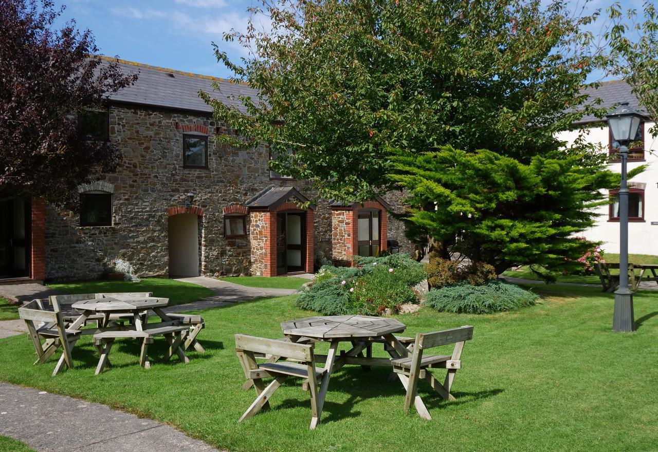 ביוד Kennacott Court Holiday Cottages מראה חיצוני תמונה