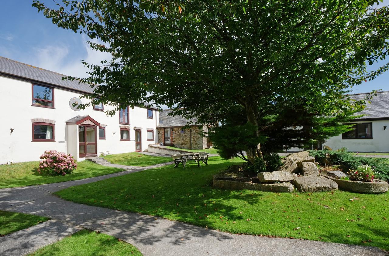 ביוד Kennacott Court Holiday Cottages מראה חיצוני תמונה