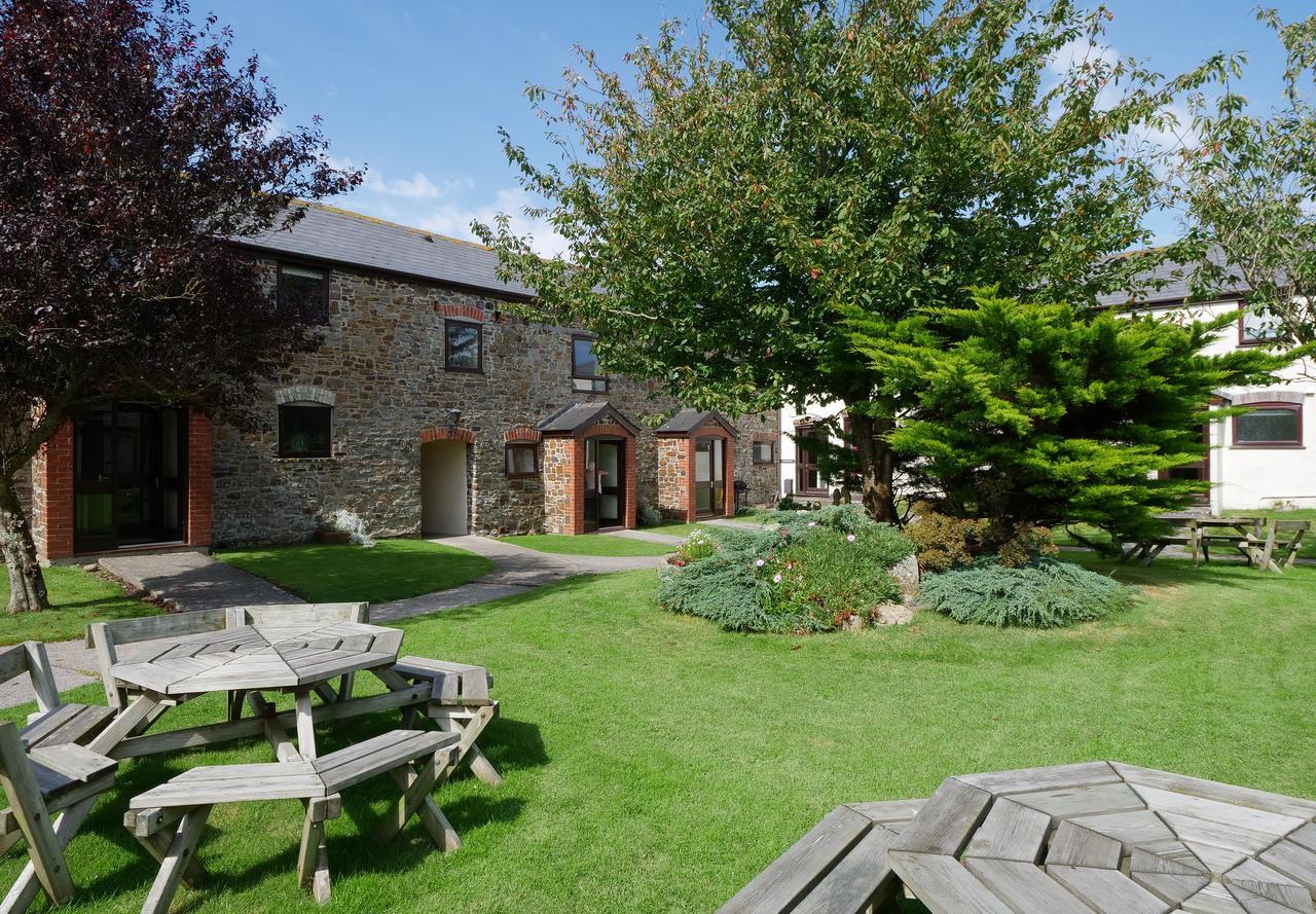 ביוד Kennacott Court Holiday Cottages מראה חיצוני תמונה